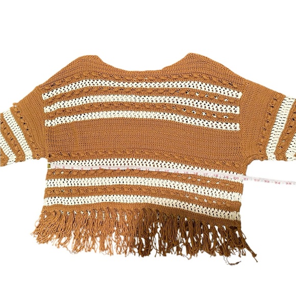 Lou & Grey Knit Fringe Sweater. Never worn, like new. - Picture 3 of 4